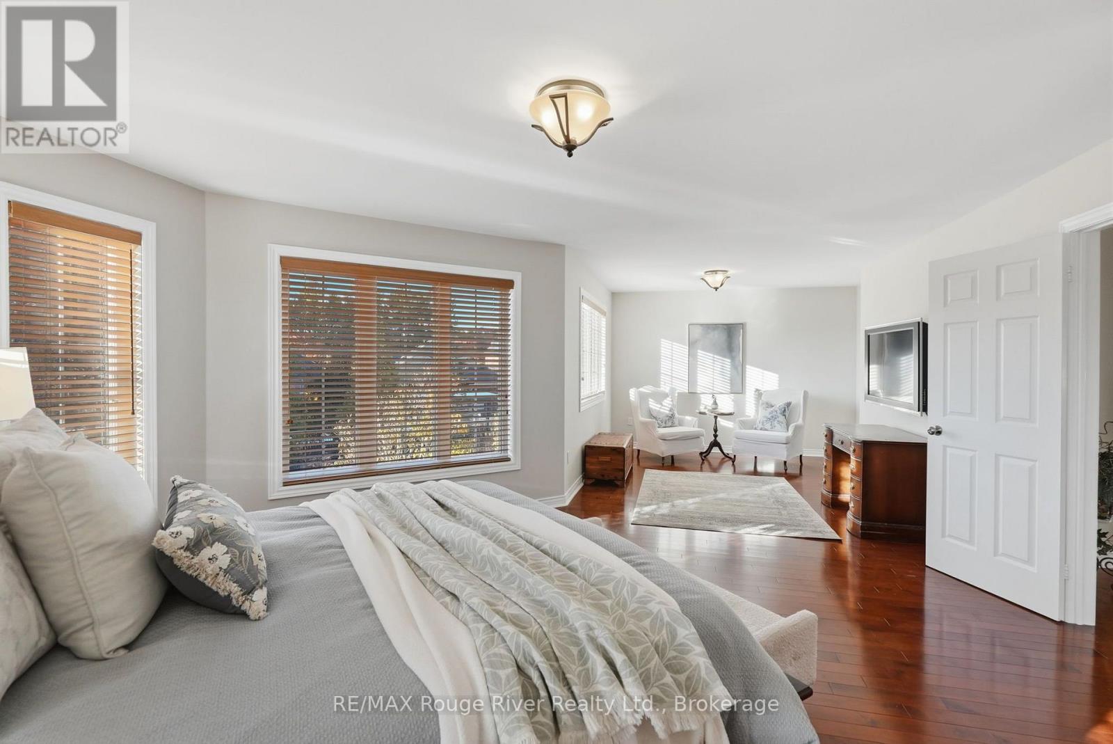 8 Jessie Court, Whitby, ON photo 19