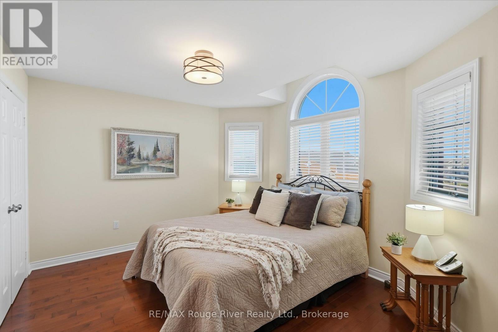 8 Jessie Court, Whitby, ON photo 22