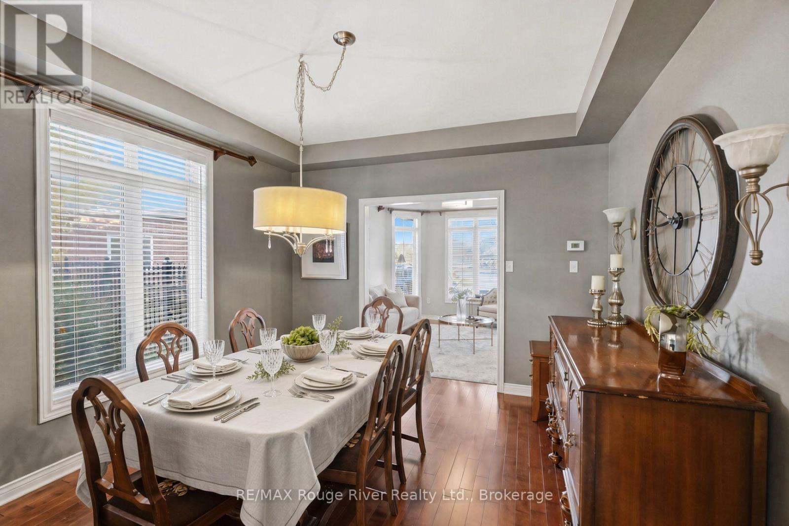 8 Jessie Court, Whitby, ON photo 6