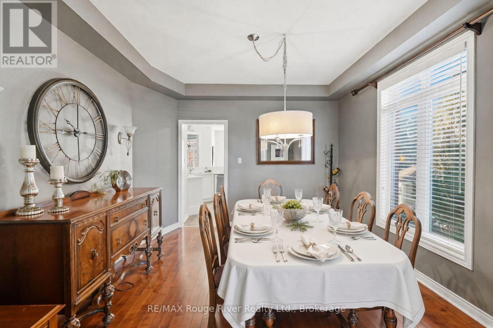 8 Jessie Court, Whitby, ON photo 7