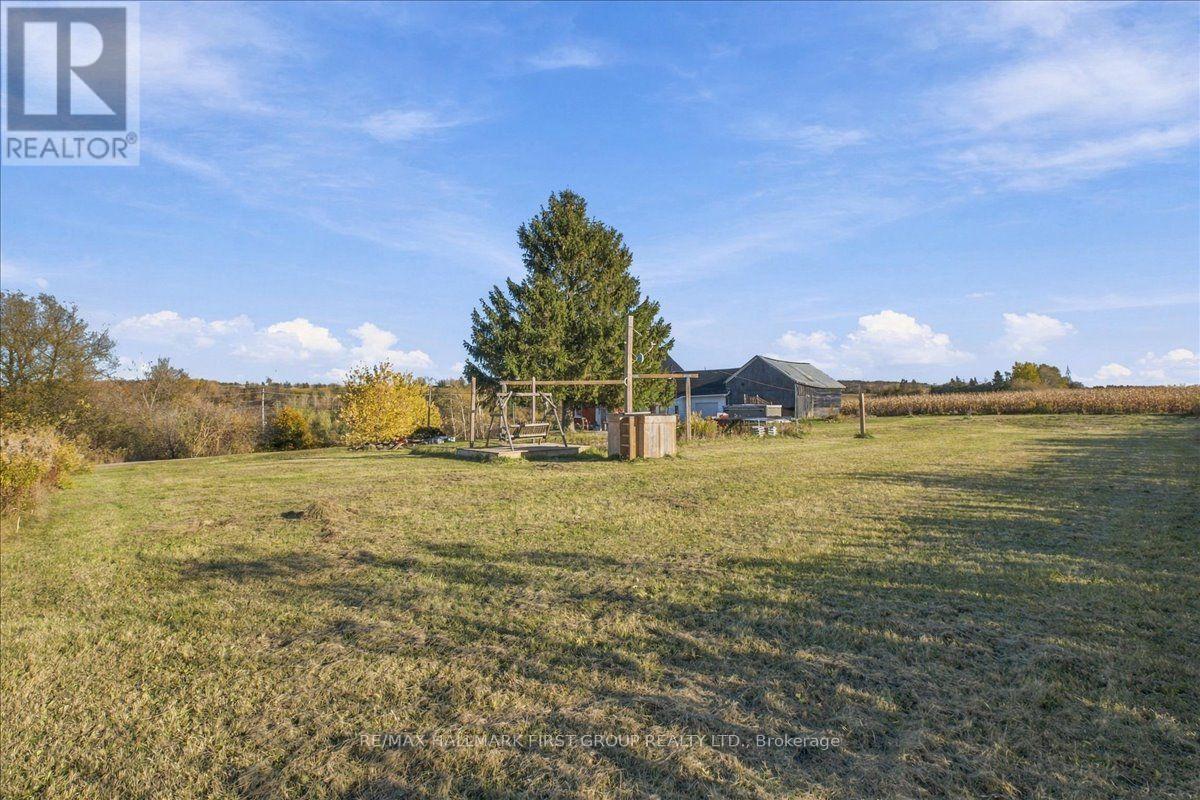 827 Hwy 35, Kawartha Lakes, ON photo 37