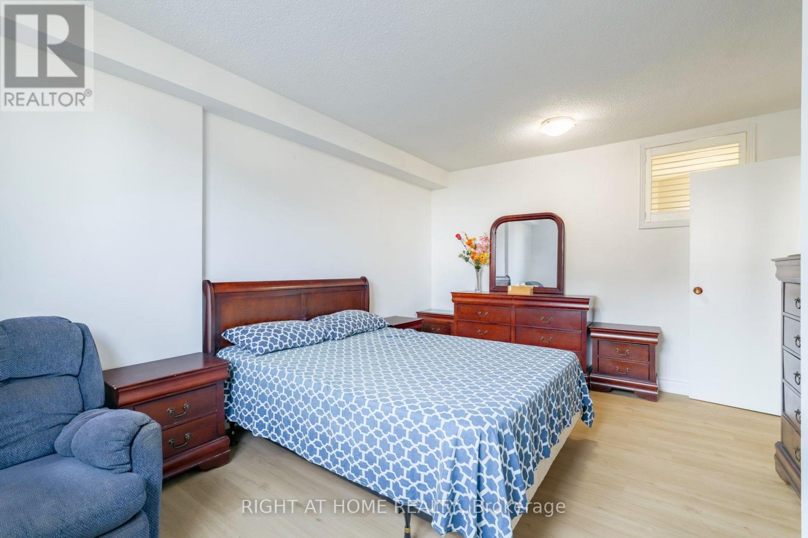 405- 49 Silverstone Drive, Toronto, ON photo 18