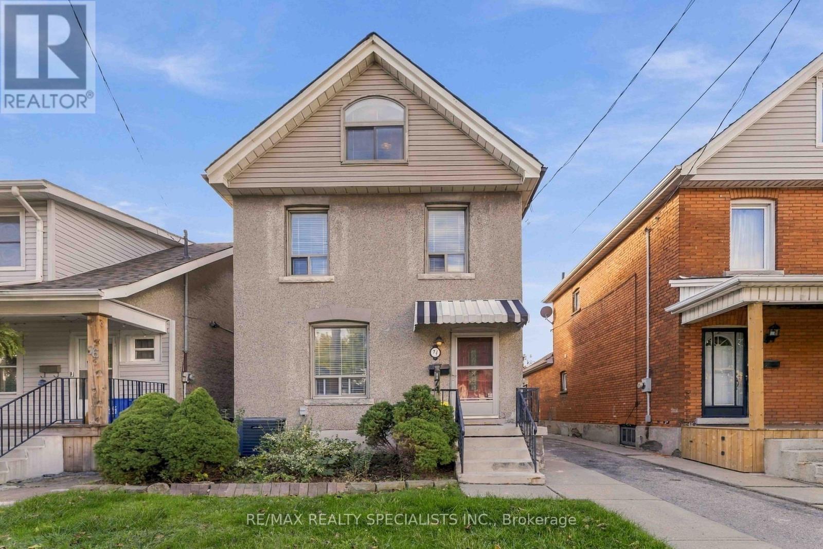 74 Cambridge Avenue, Hamilton, ON