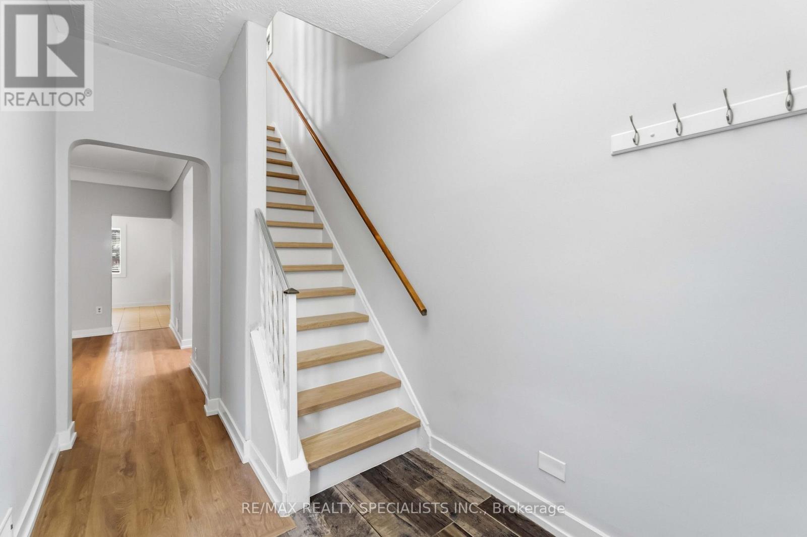 74 Cambridge Avenue, Hamilton, ON photo 14
