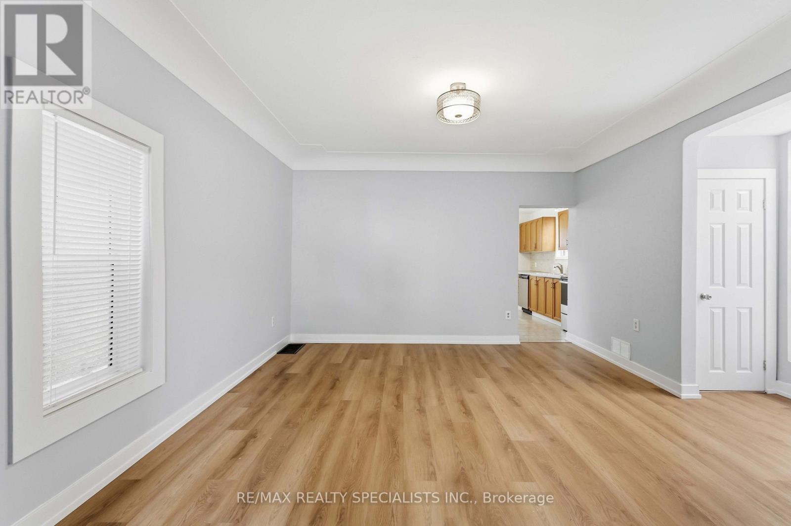 74 Cambridge Avenue, Hamilton, ON photo 6
