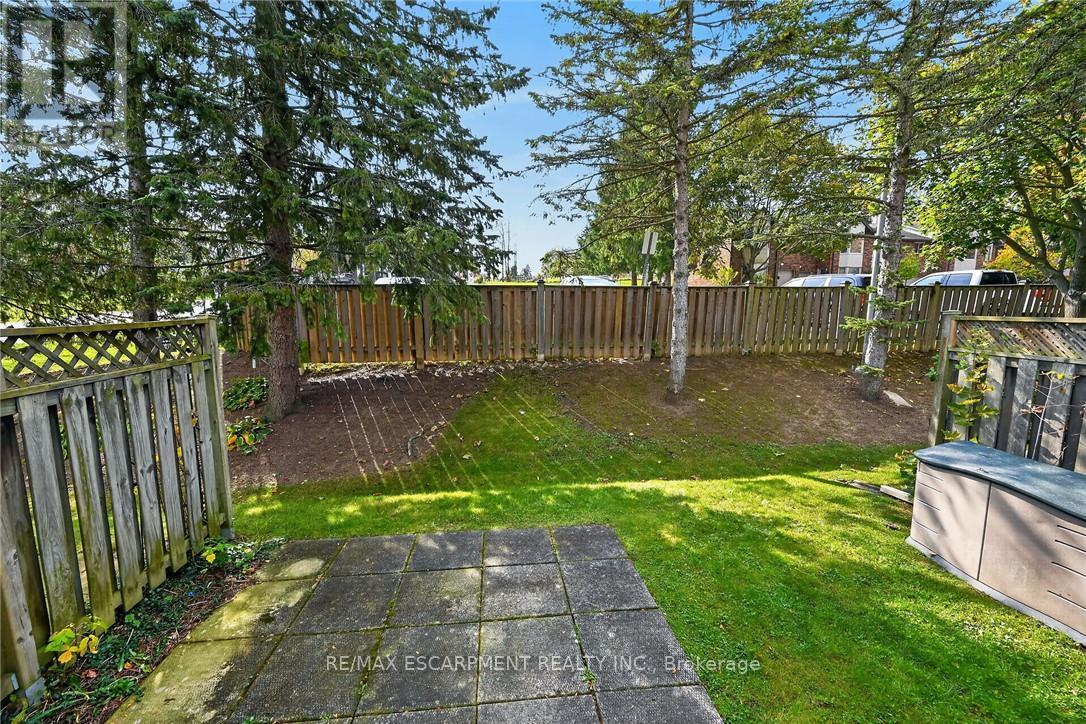 2- 1 Peebles Street, Haldimand, ON photo 2