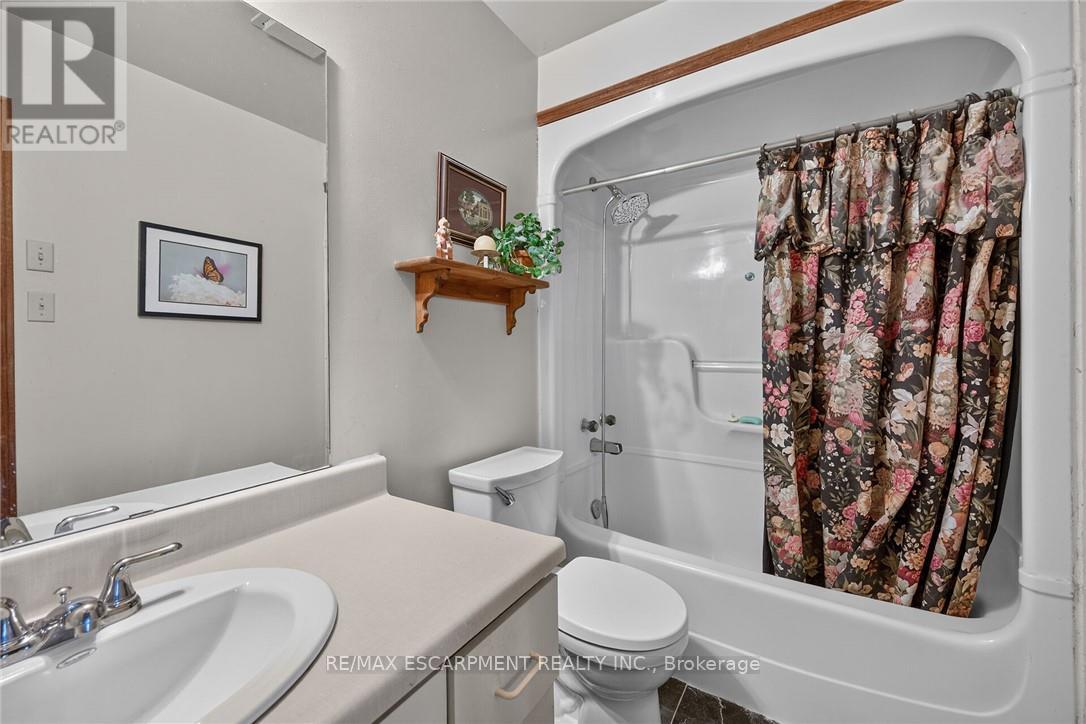 2- 1 Peebles Street, Haldimand, ON photo 30