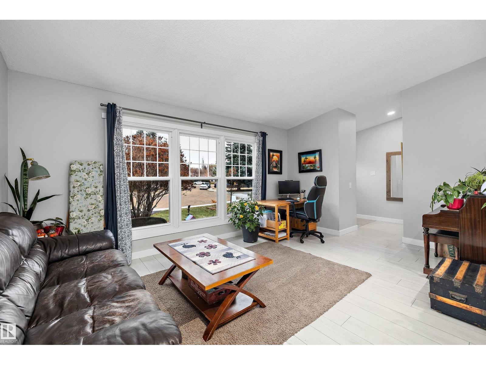 4809 42 AV, photo 10 of 58