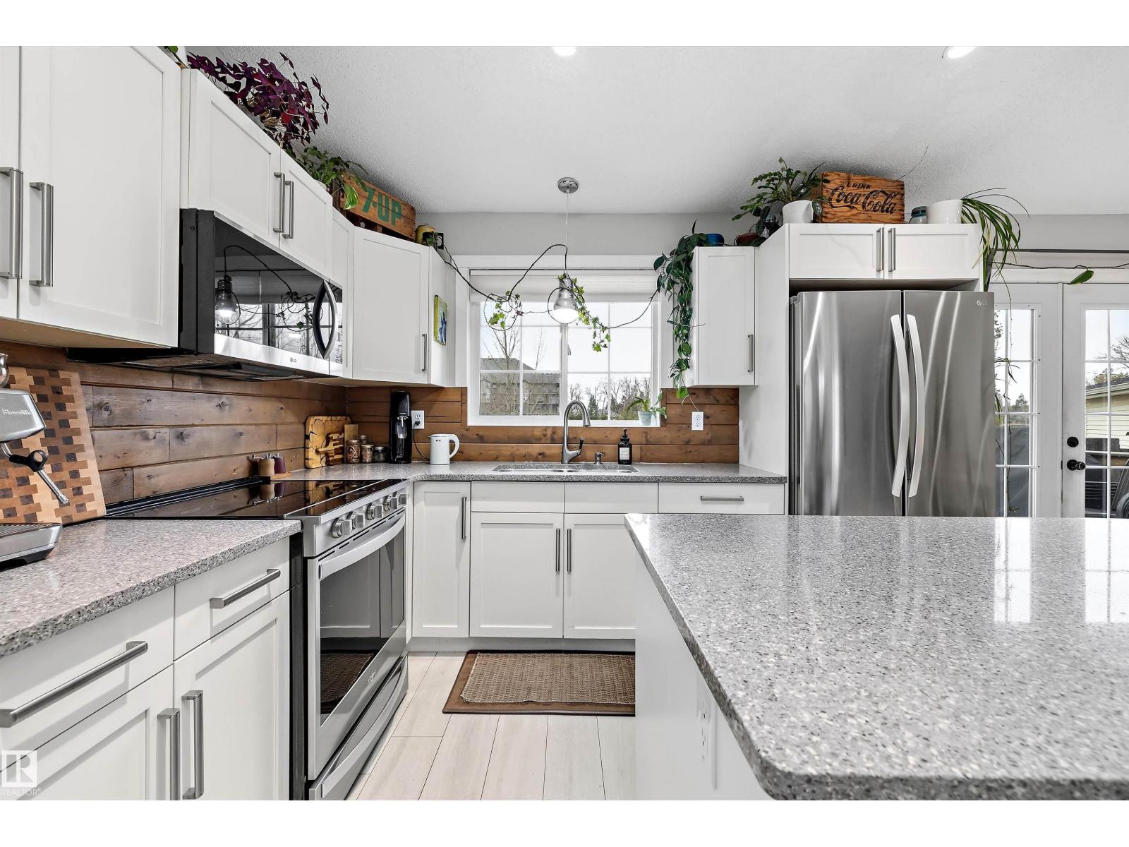 4809 42 AV, photo 19 of 58