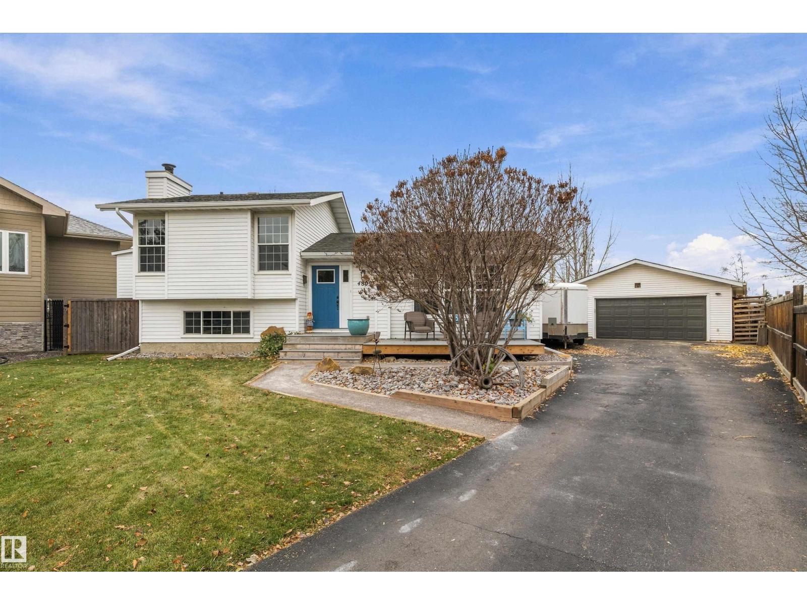 4809 42 AV, photo 3 of 58