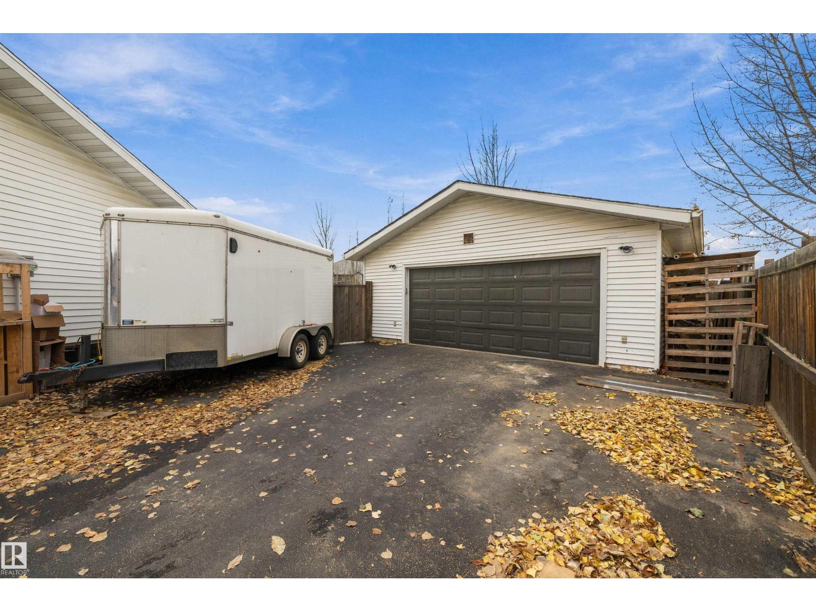 4809 42 AV, photo 6 of 58