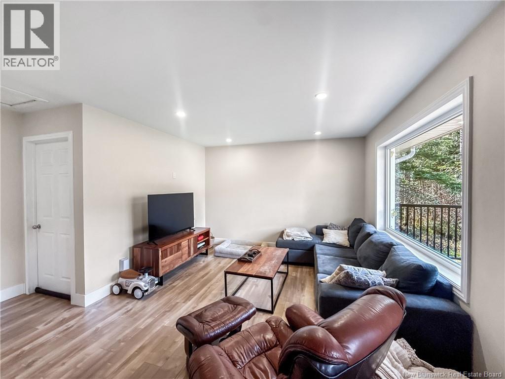 166 Murray Road - 6