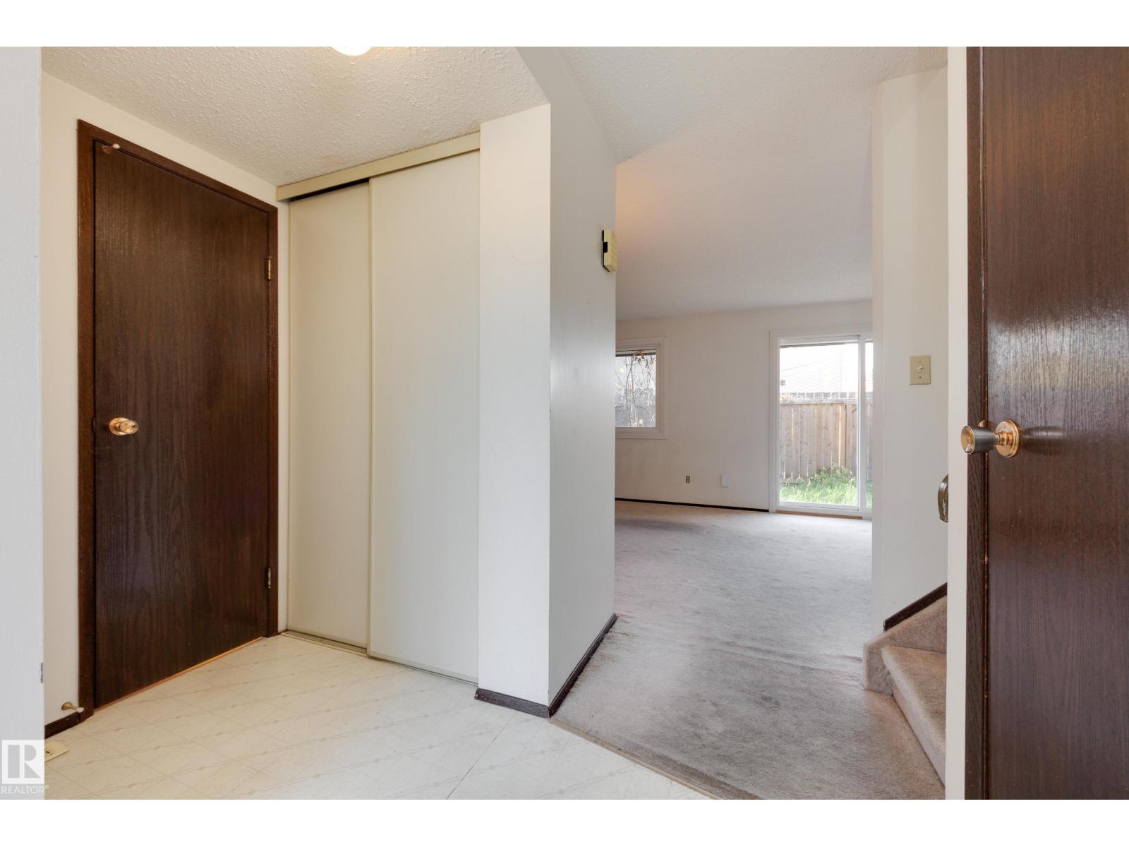 2734 105 ST NW, Edmonton — photo 4