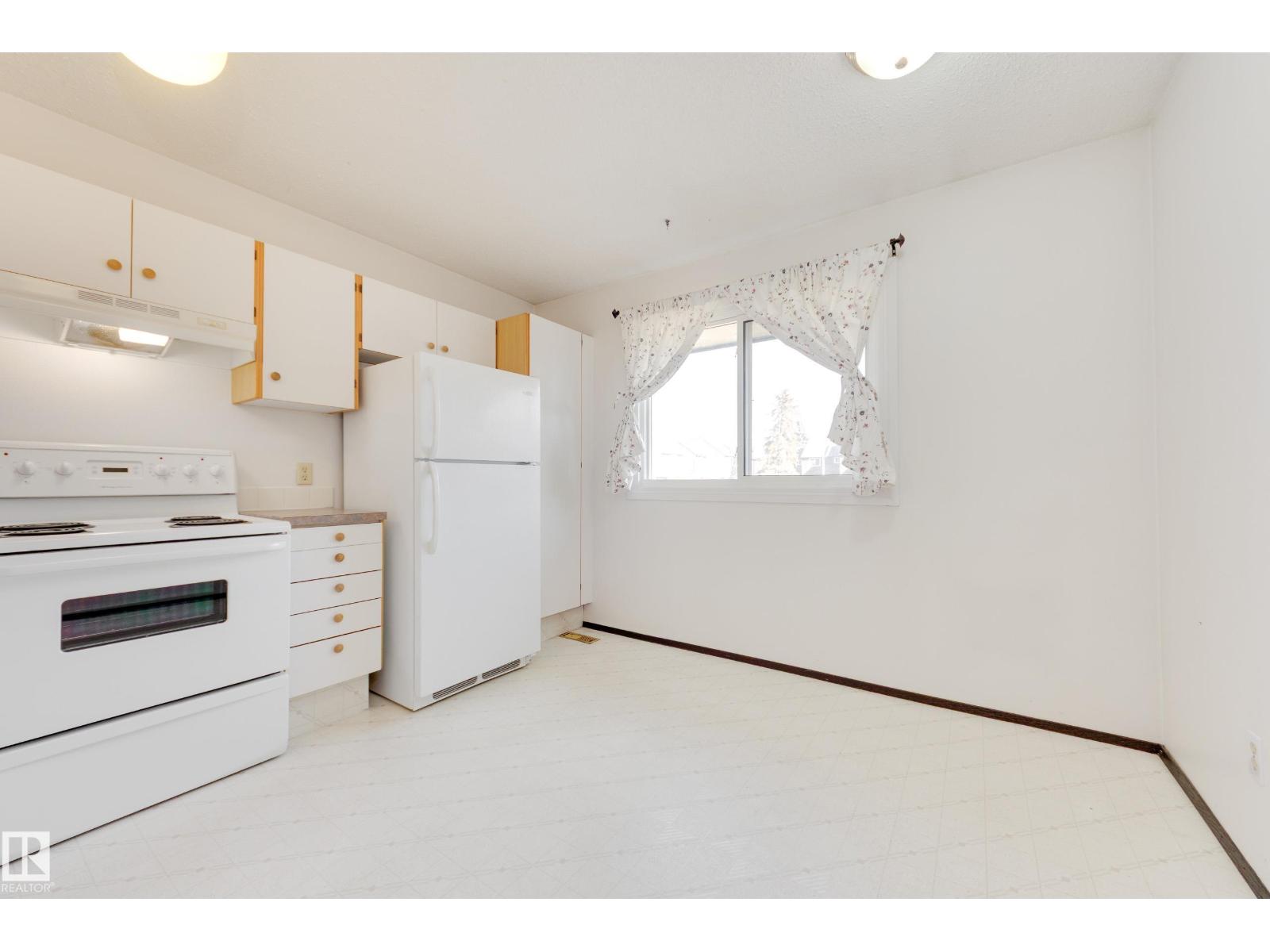 2734 105 ST NW, Edmonton — photo 11