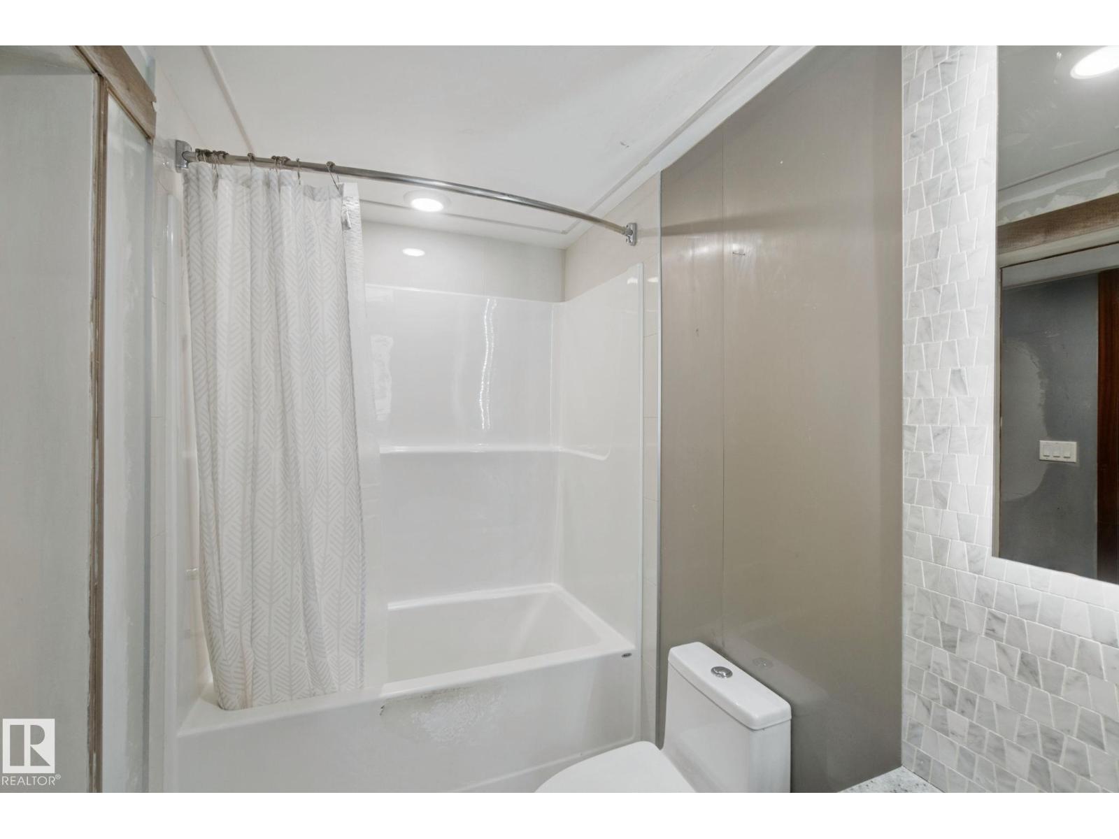 #1502 9720 106 ST NW, photo 26 of 64
