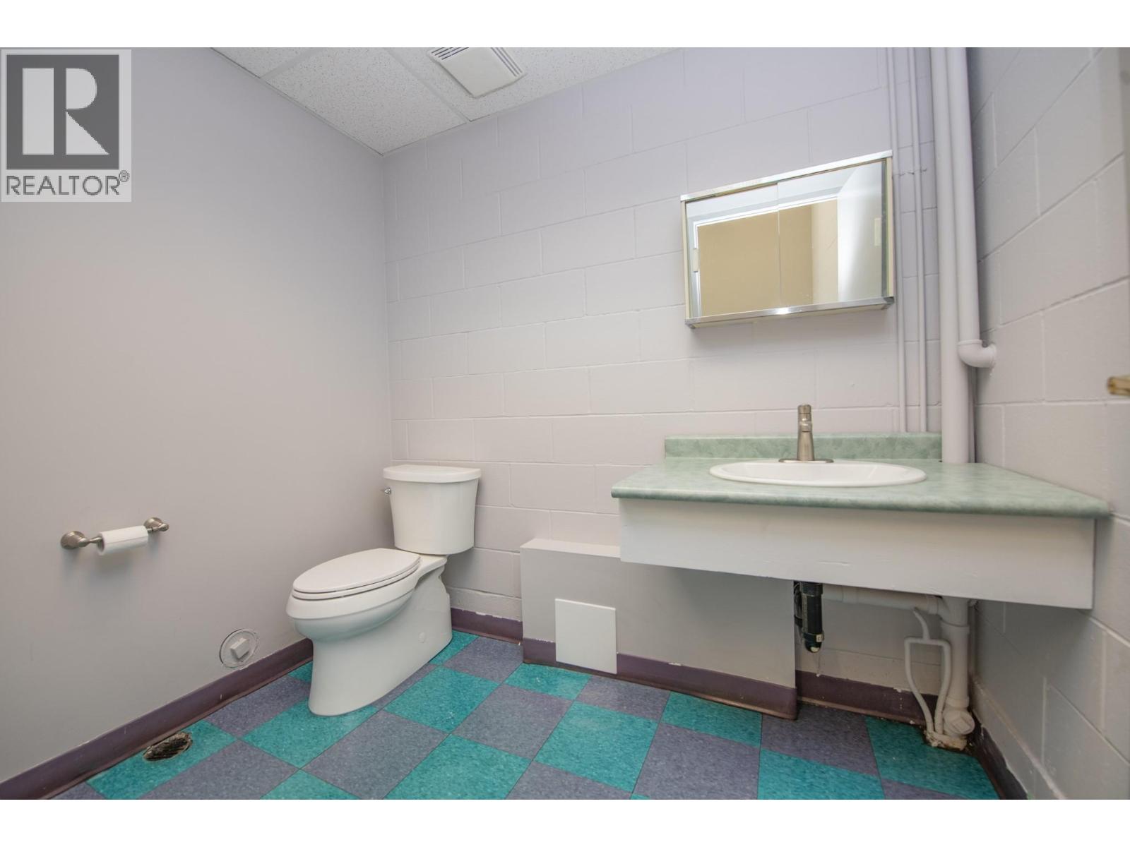  3416 Coldstream Avenue, Vernon - Image 1