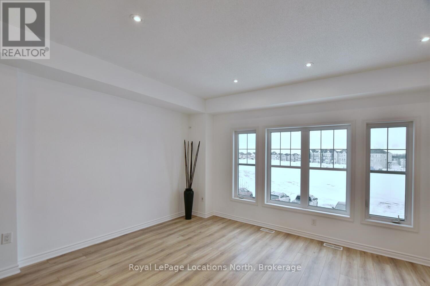 123 SANDHILL CRANE Drive, Wasaga Beach photo 18