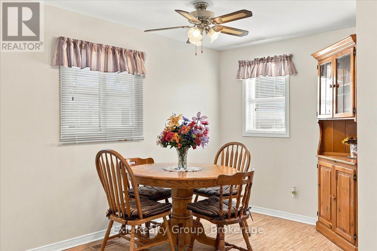 9 Finch Lane, Quinte West, ON photo 13