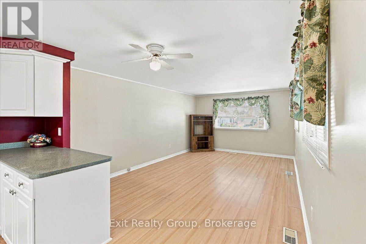 9 Finch Lane, Quinte West, ON photo 20