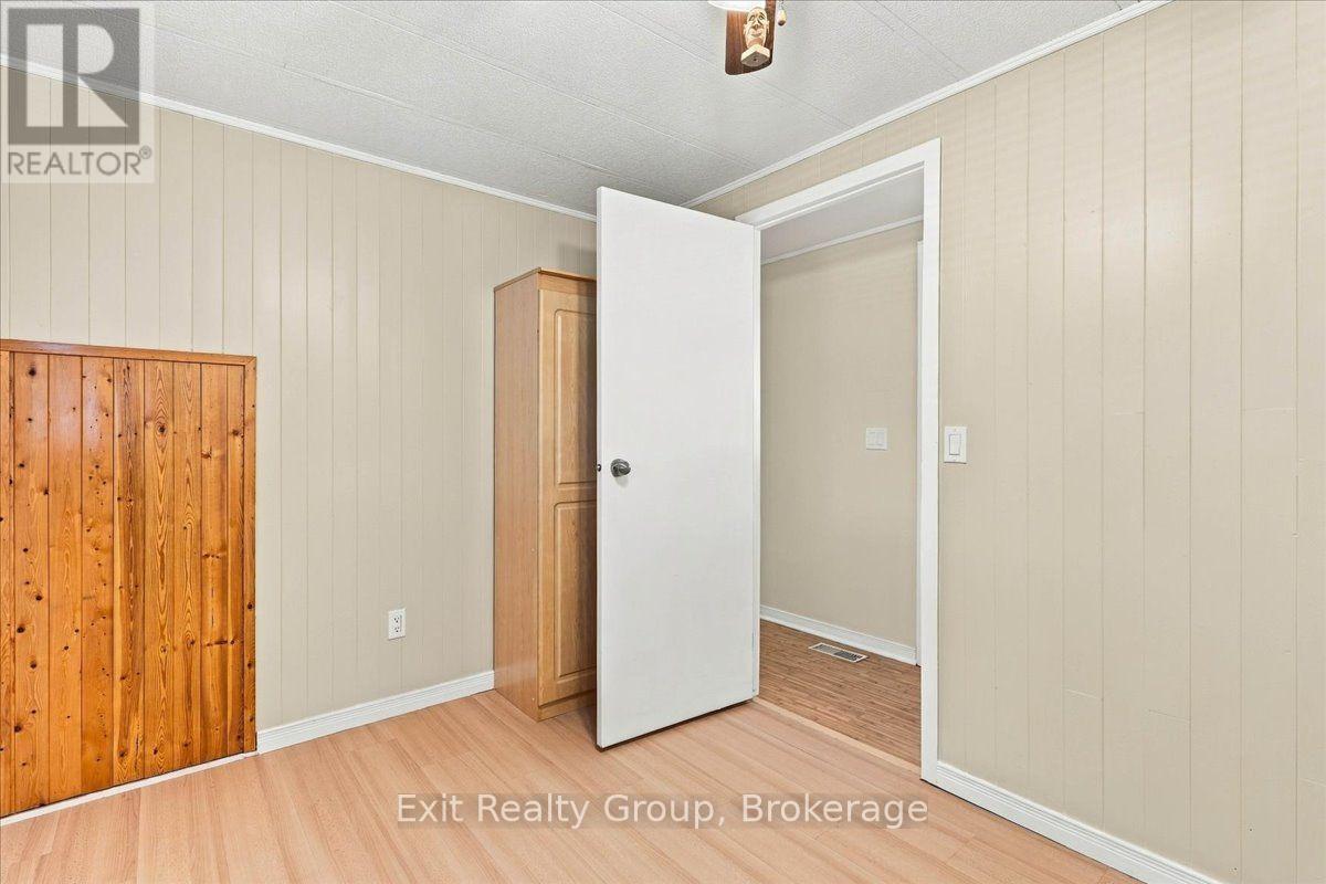 9 Finch Lane, Quinte West, ON photo 28
