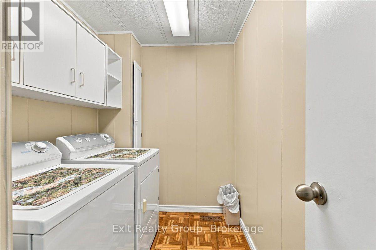 9 Finch Lane, Quinte West, ON photo 32