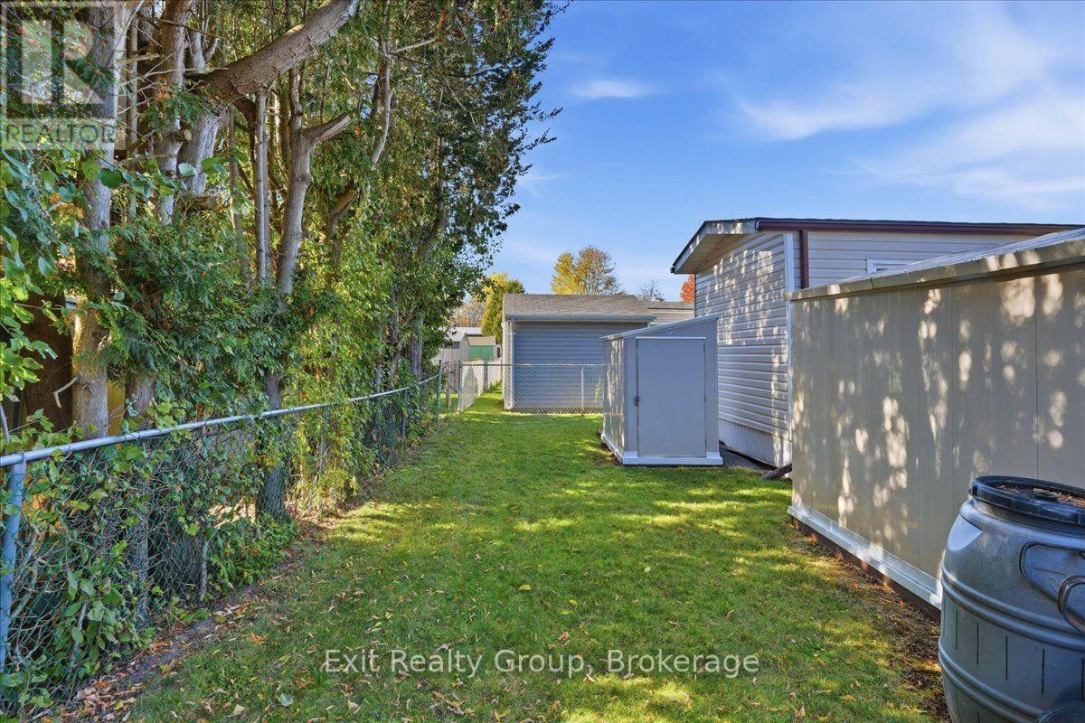 9 Finch Lane, Quinte West, ON photo 35