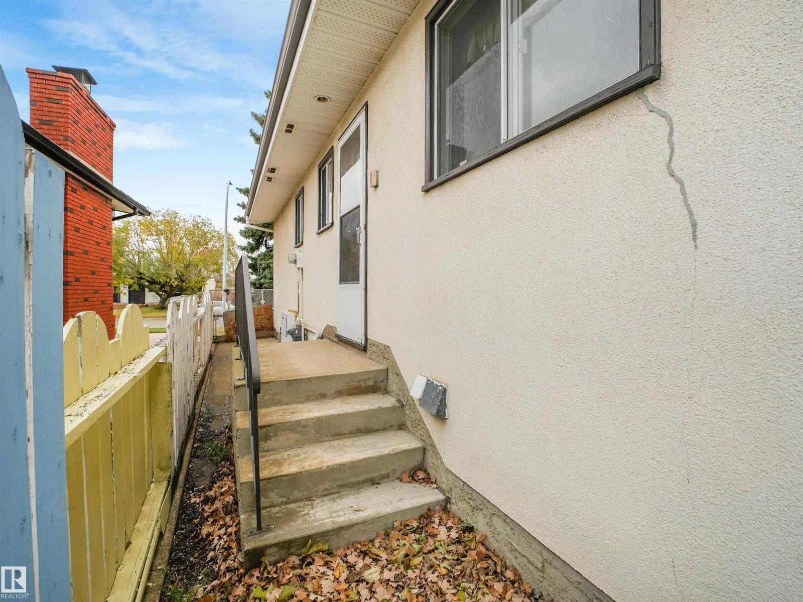 Property photograph 8 for MLS E4514564