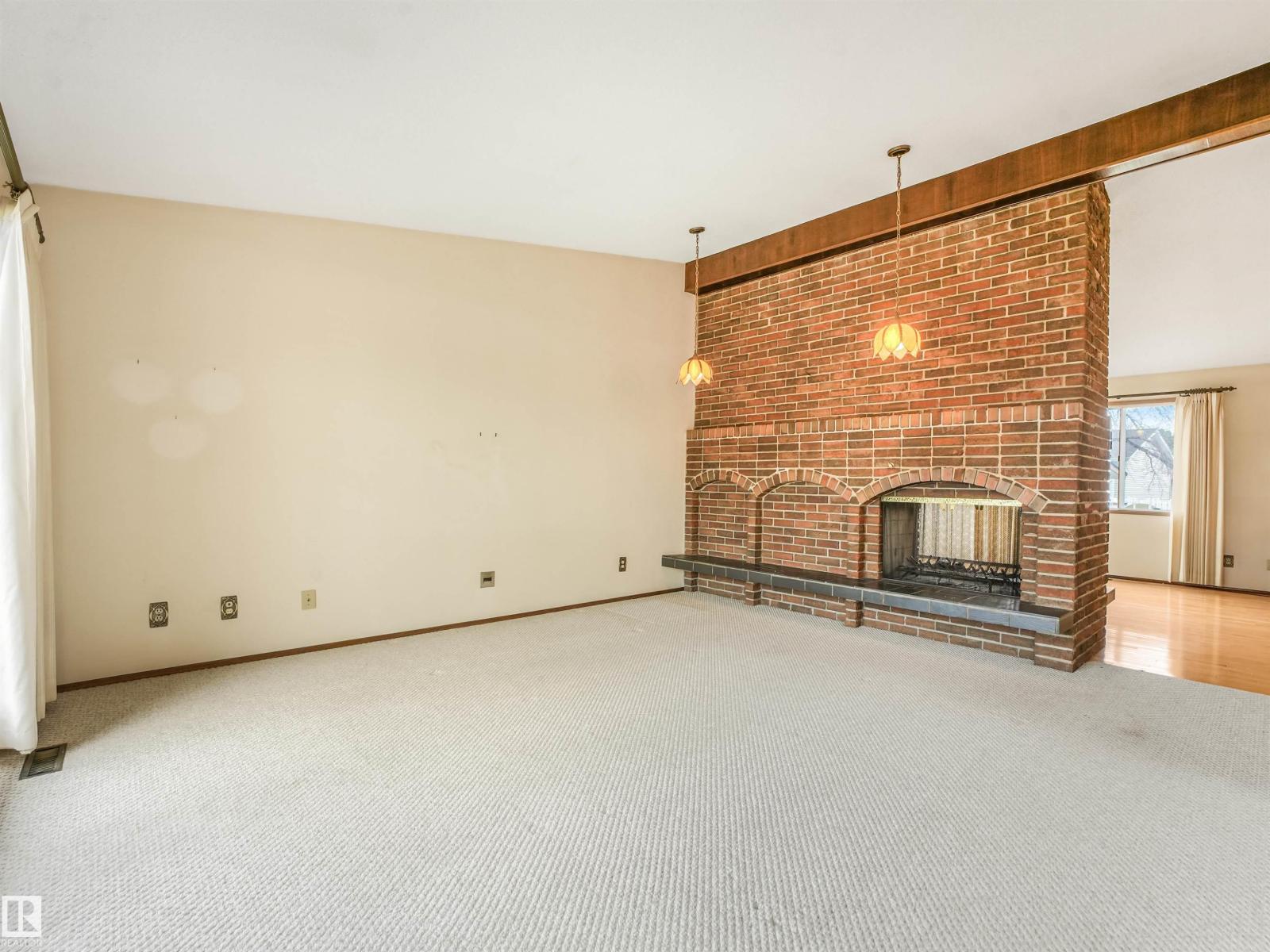 Property photograph 16 for MLS E4514564