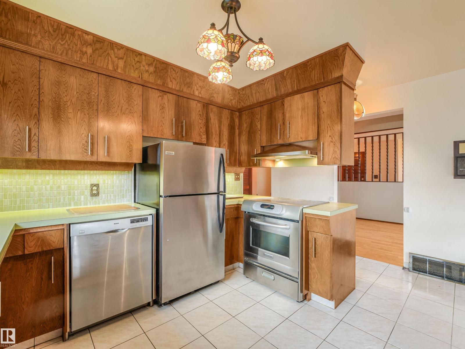 Property photograph 28 for MLS E4514564