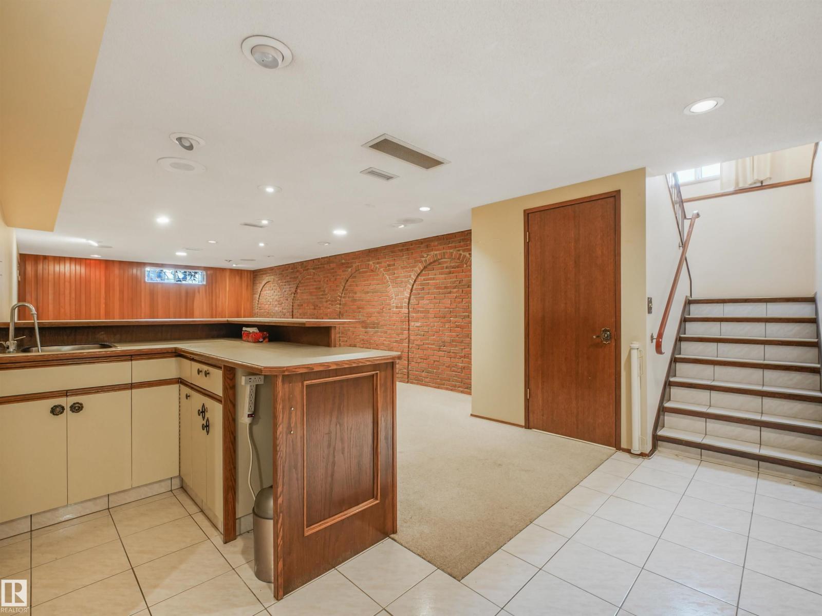 Property photograph 50 for MLS E4514564