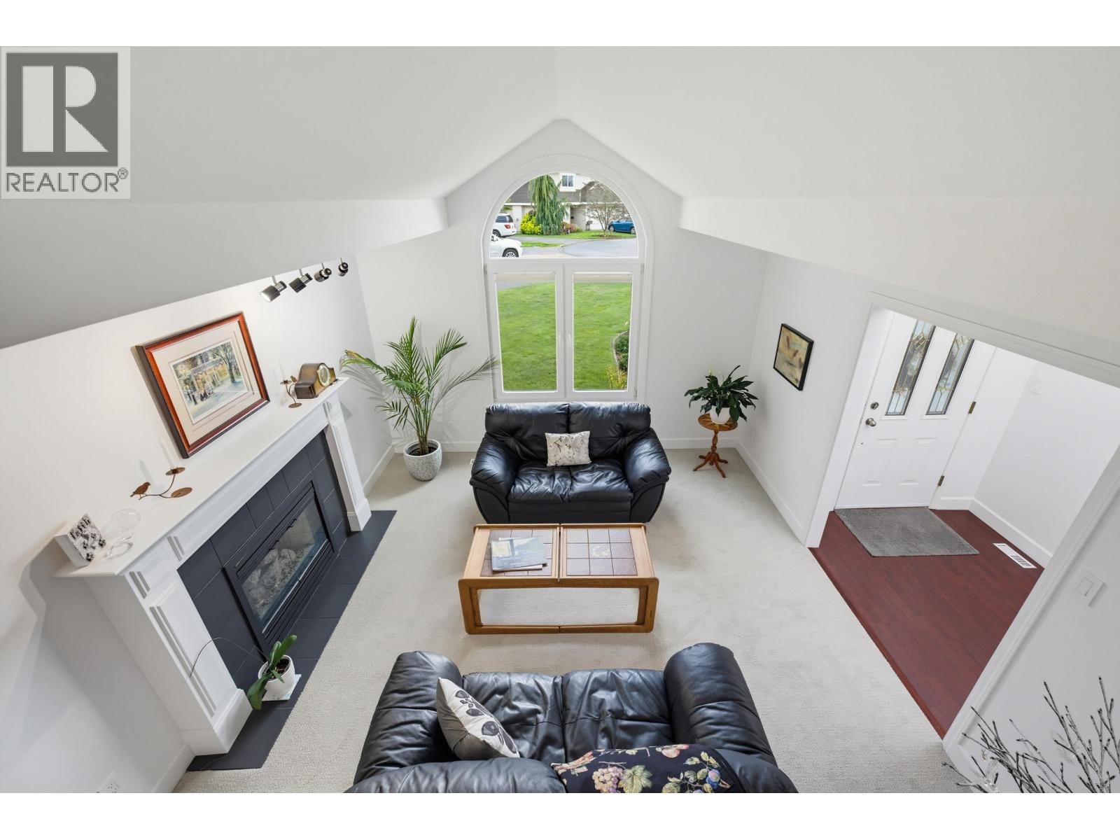 6469 MEADOW Place, Ladner