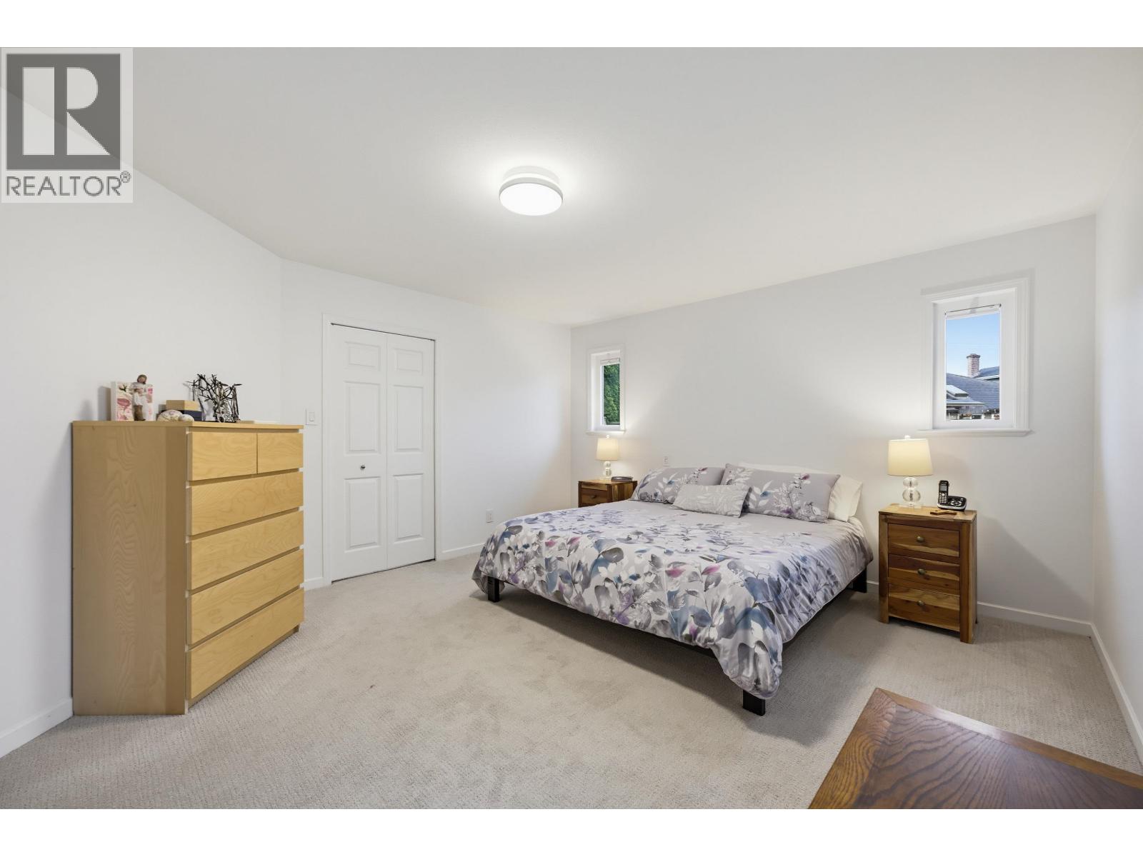 6469 MEADOW Place, Ladner