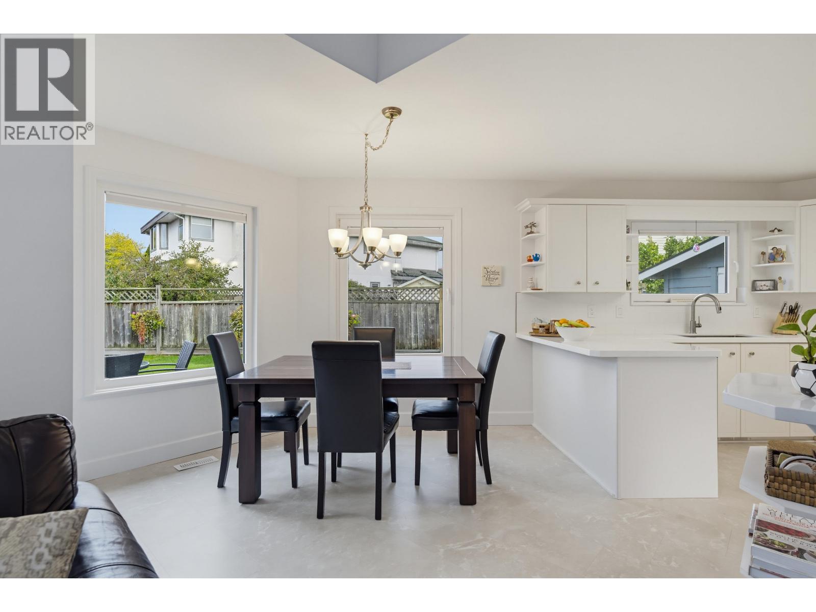 6469 MEADOW Place, Ladner