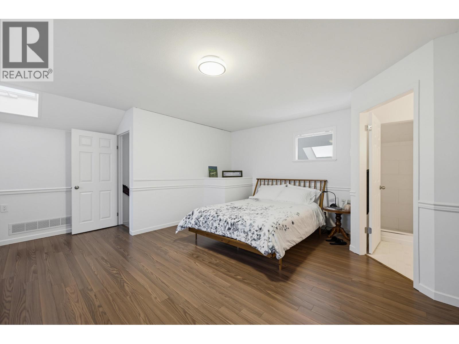 6469 MEADOW Place, Ladner