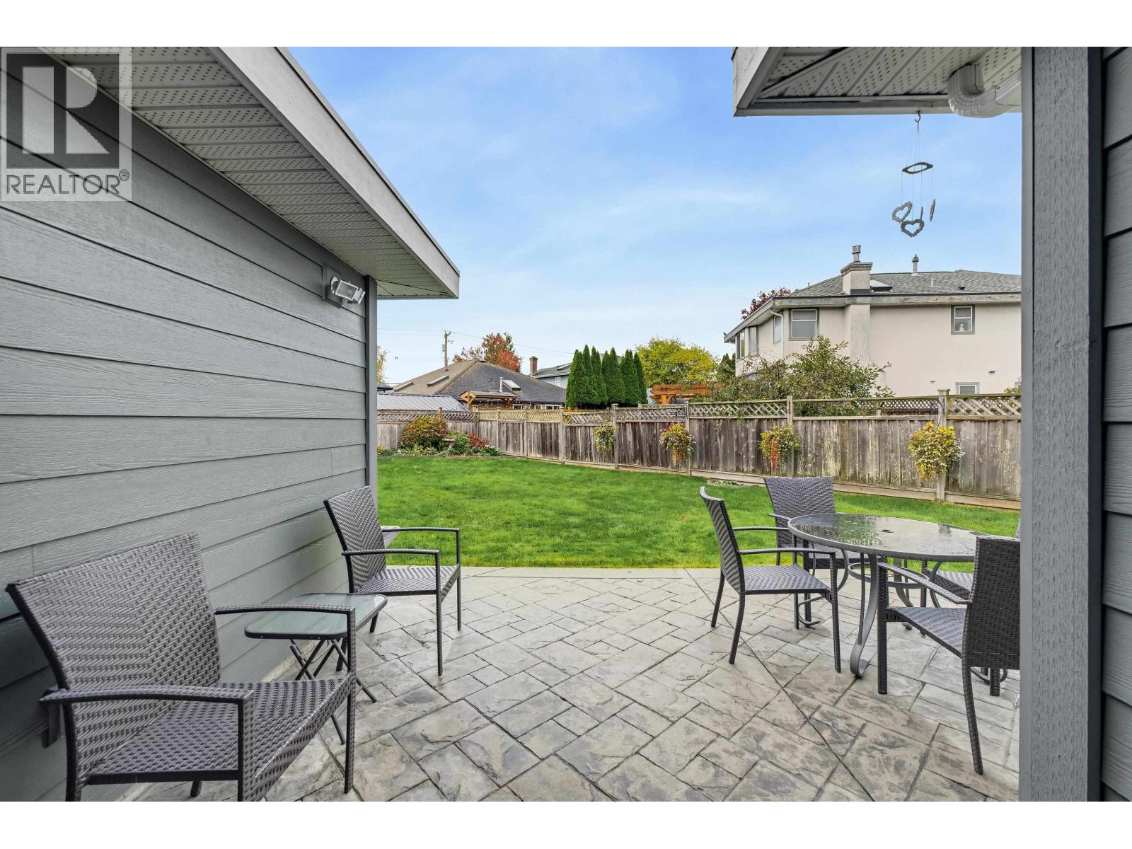 6469 MEADOW Place, Ladner