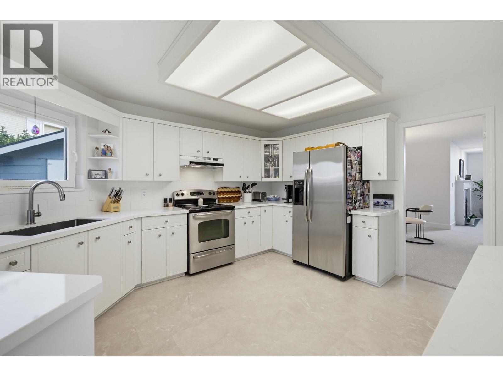 6469 MEADOW Place, Ladner