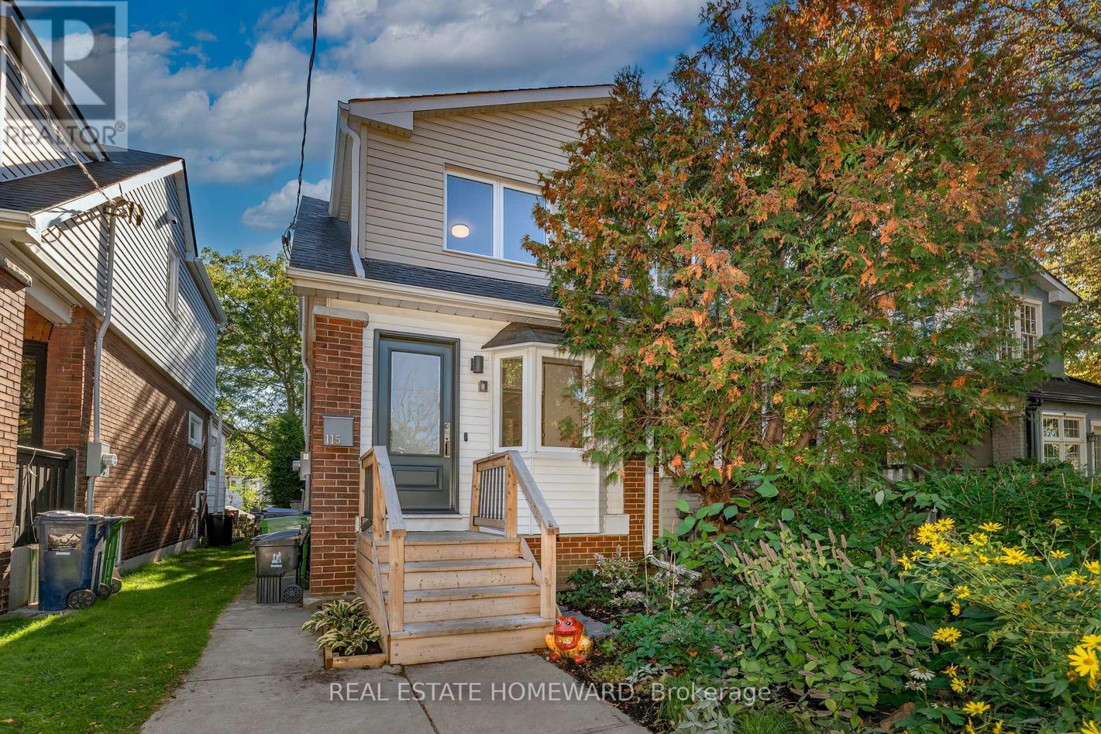 115 Wildwood Crescent, Toronto, ON photo 1