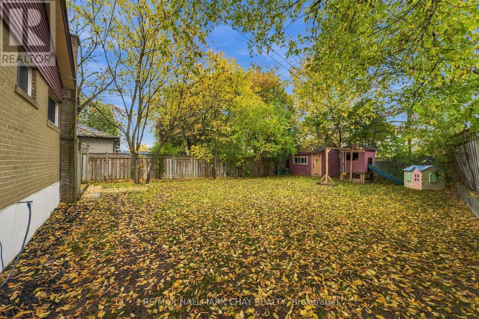 11 Davidson Road, Aurora, ON photo 25