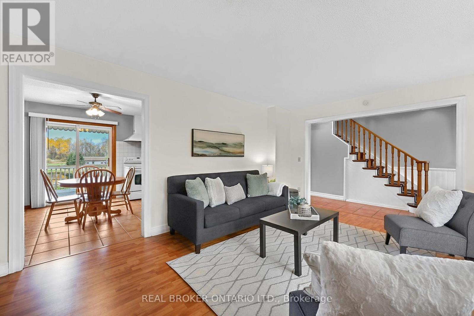 23276 Highway 48, Georgina, ON photo 6