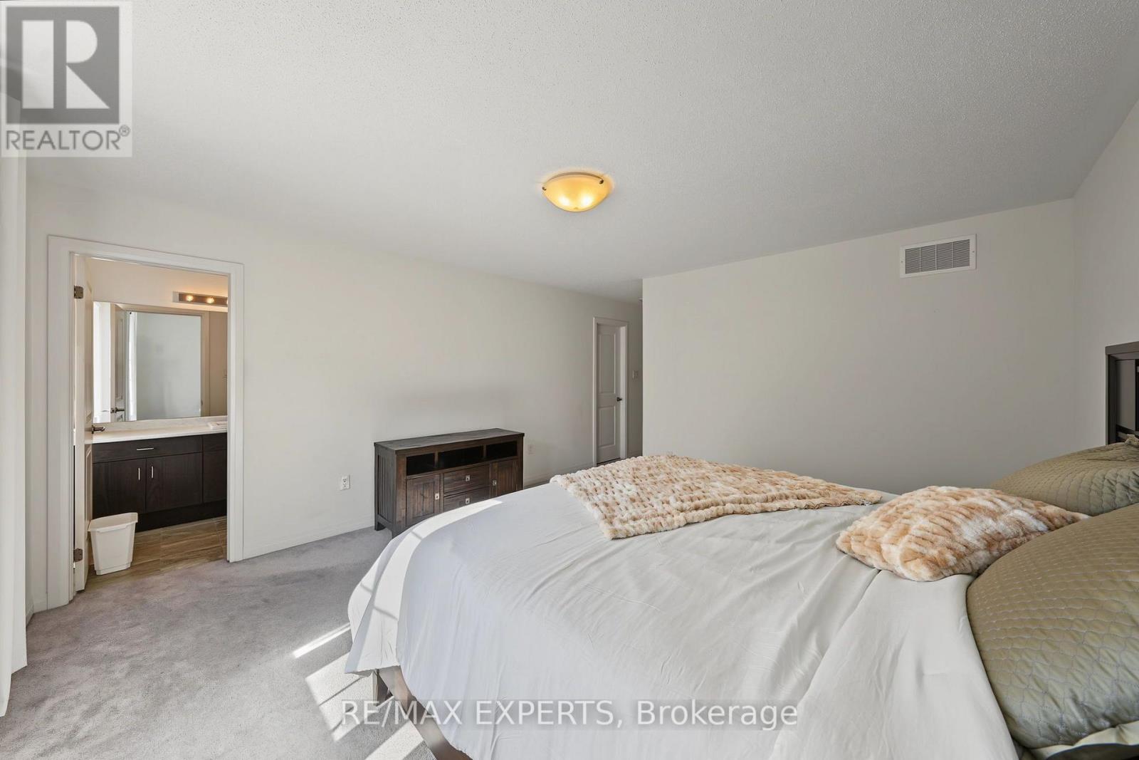 37 Stych Street, New Tecumseth, ON photo 28