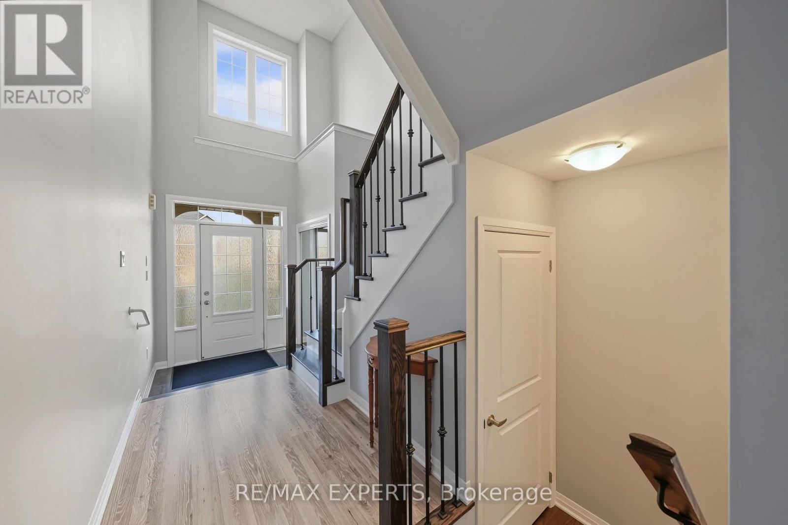 37 Stych Street, New Tecumseth, ON photo 4
