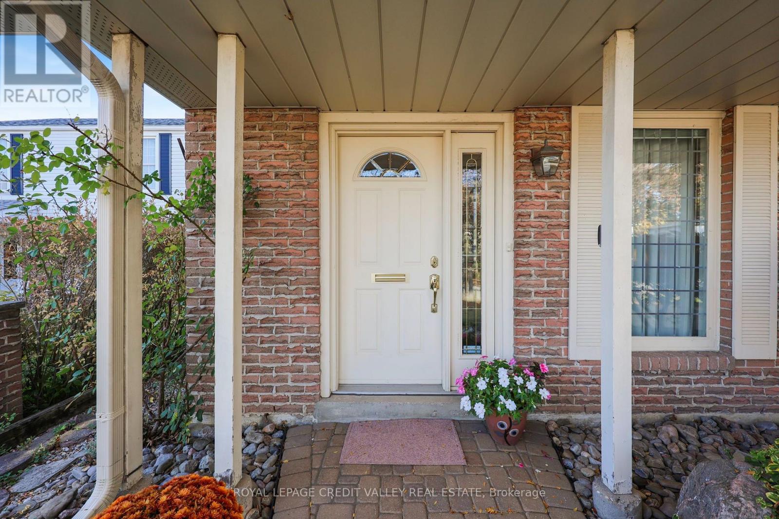 30 Parkview Place, Brampton, ON photo 5