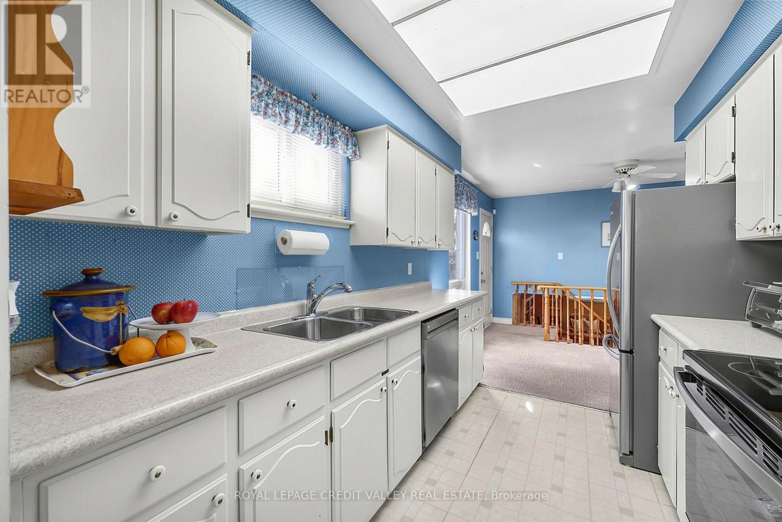30 Parkview Place, Brampton, ON photo 9