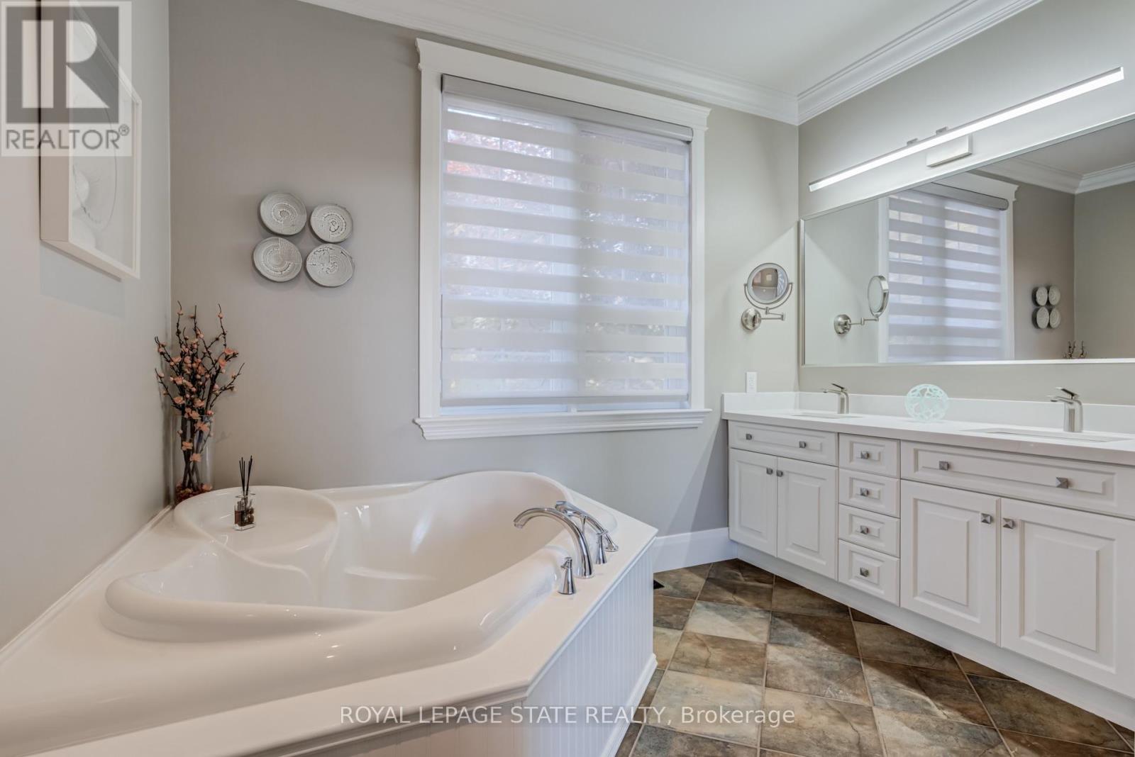 14 Oak Avenue, Hamilton, ON photo 22