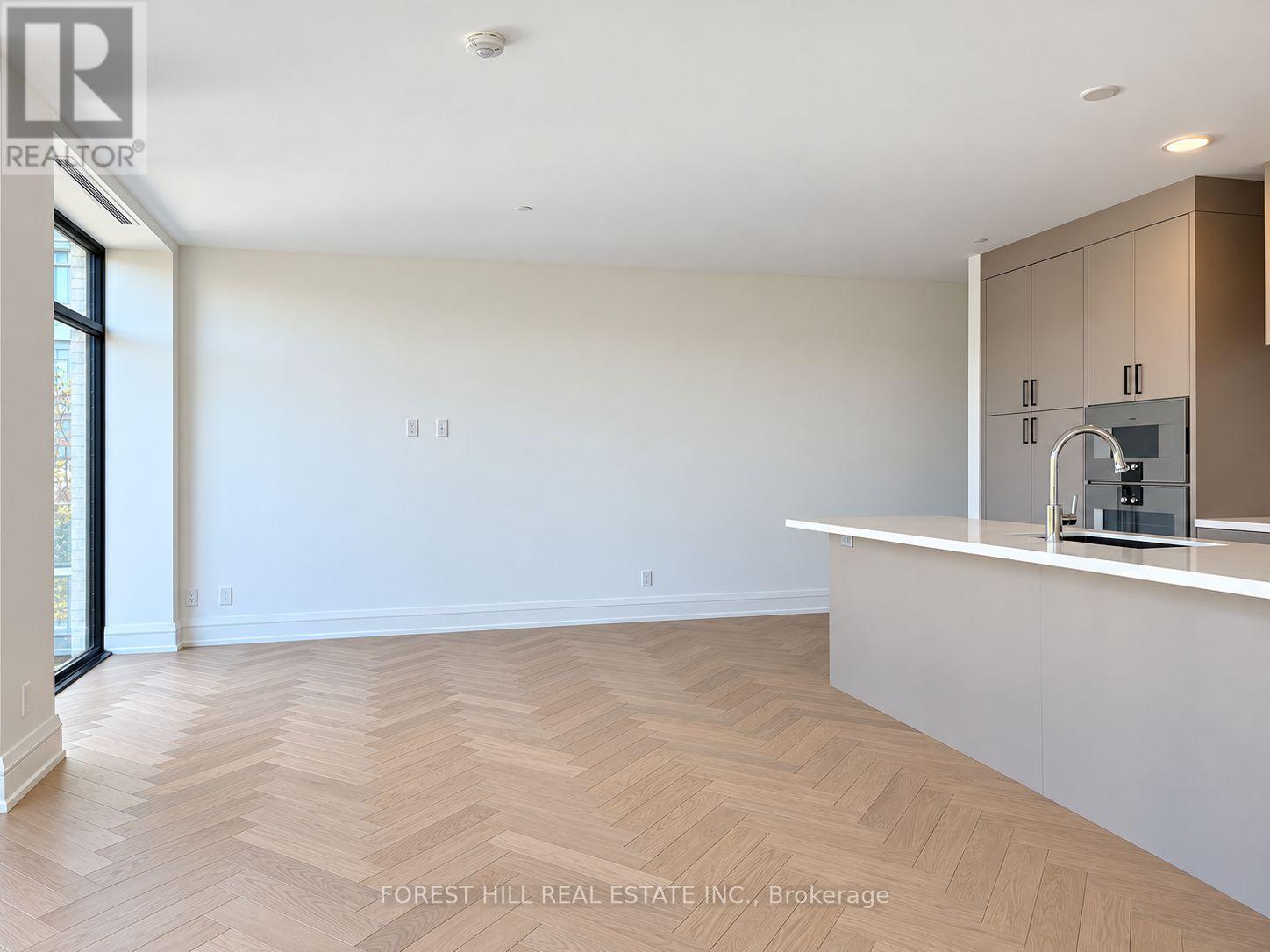 3B- 2010 Bathurst Street, Toronto, ON photo 8