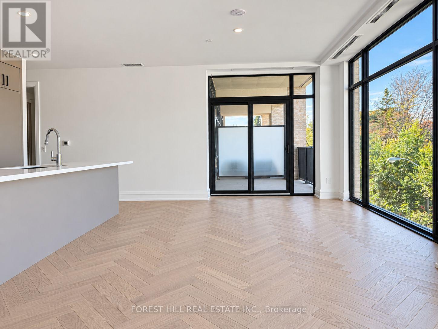 3B- 2010 Bathurst Street, Toronto, ON photo 7