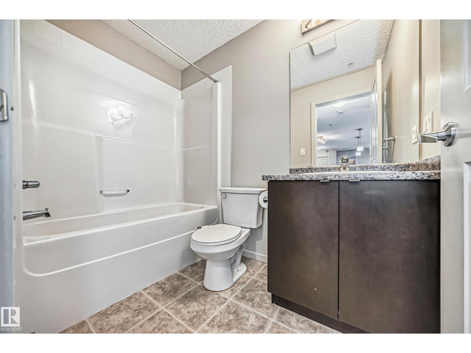 Property photograph 44 for MLS E4514544