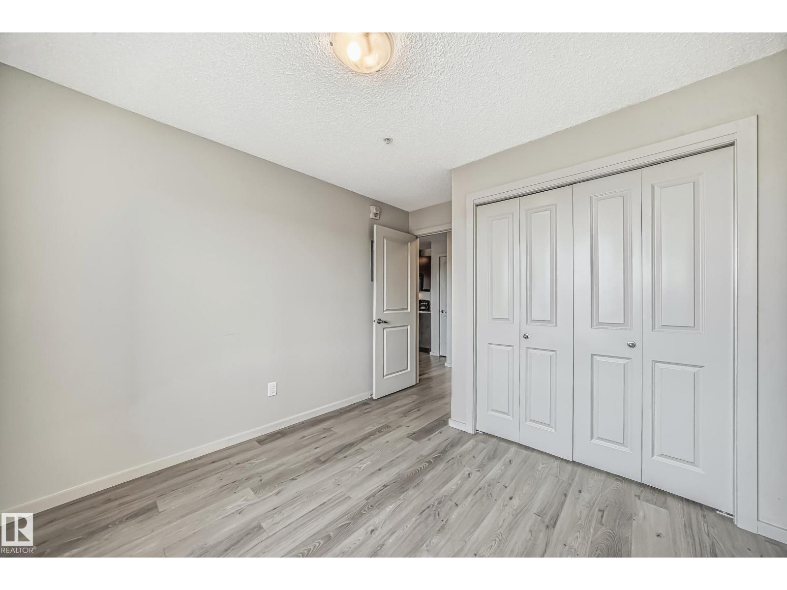 Property photograph 41 for MLS E4514544