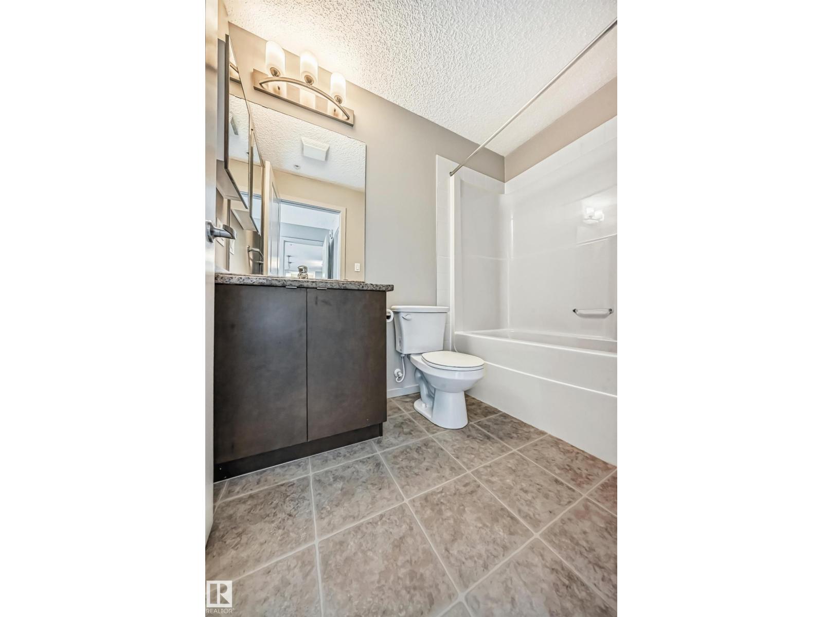 Property photograph 43 for MLS E4514544