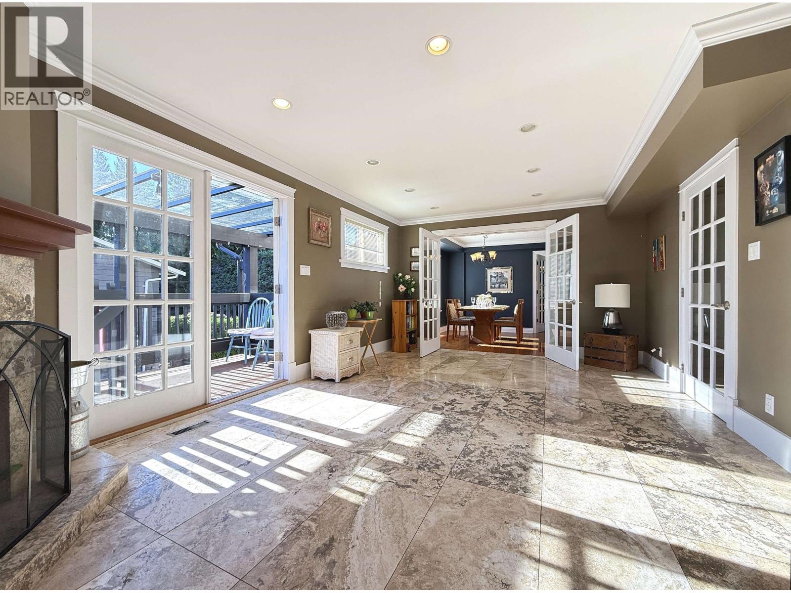 2718 Byron Place, North Vancouver — photo 14